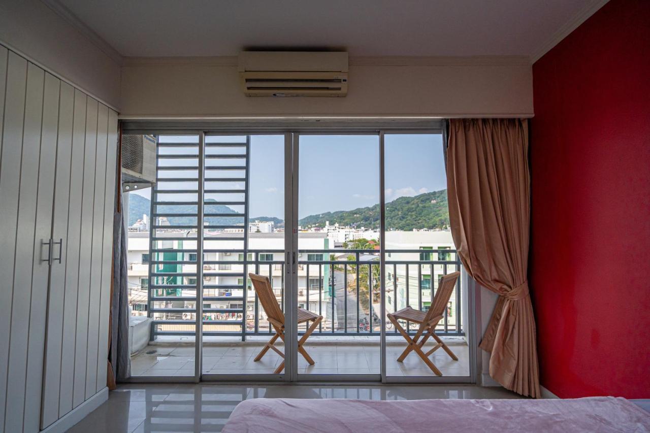 Santi White House Patong Exterior foto