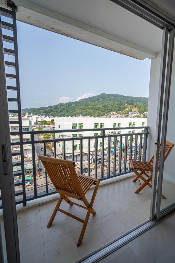 Santi White House Patong Exterior foto