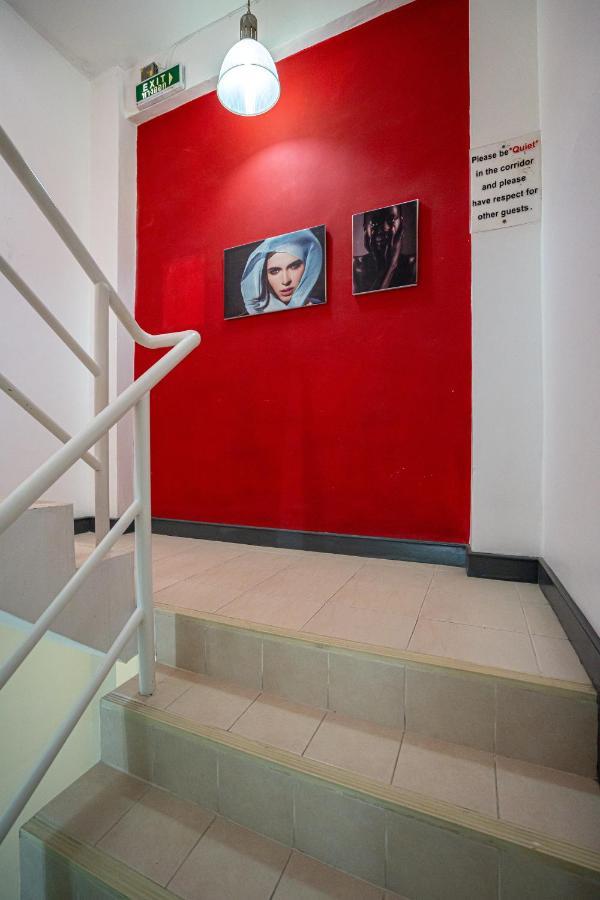 Santi White House Patong Exterior foto